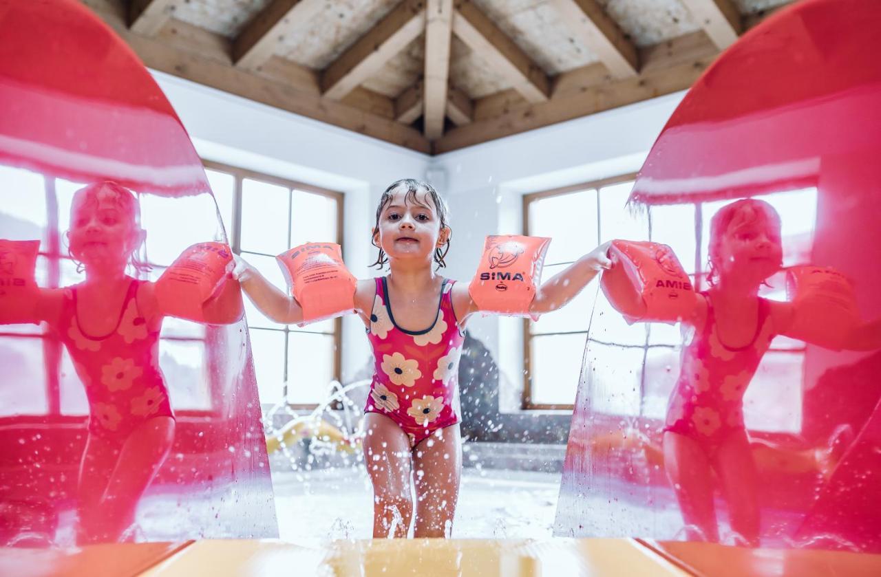 Familienresort Ellmauhof ザールバッハ・ヒンターグレム エクステリア 写真