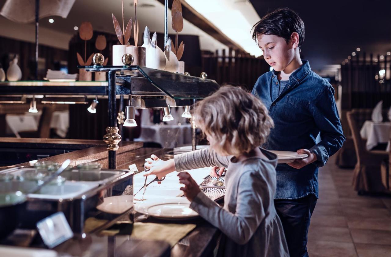 Familienresort Ellmauhof ザールバッハ・ヒンターグレム エクステリア 写真